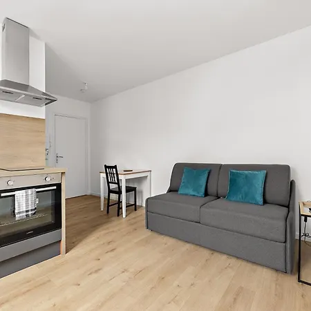 Coeur De - L'avenue Apartment *